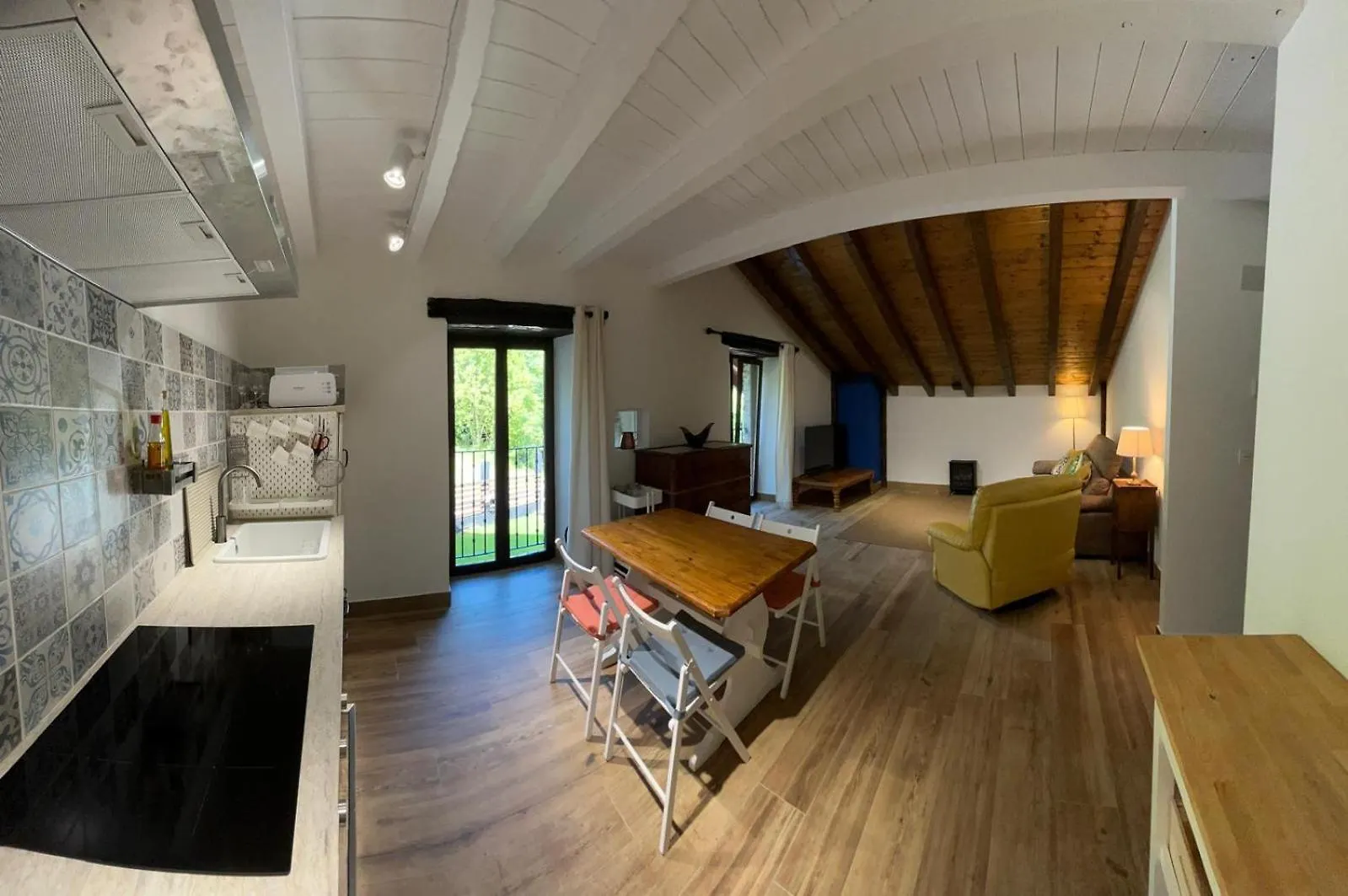 Apartamentos Iparagirre Ispaster Apartment